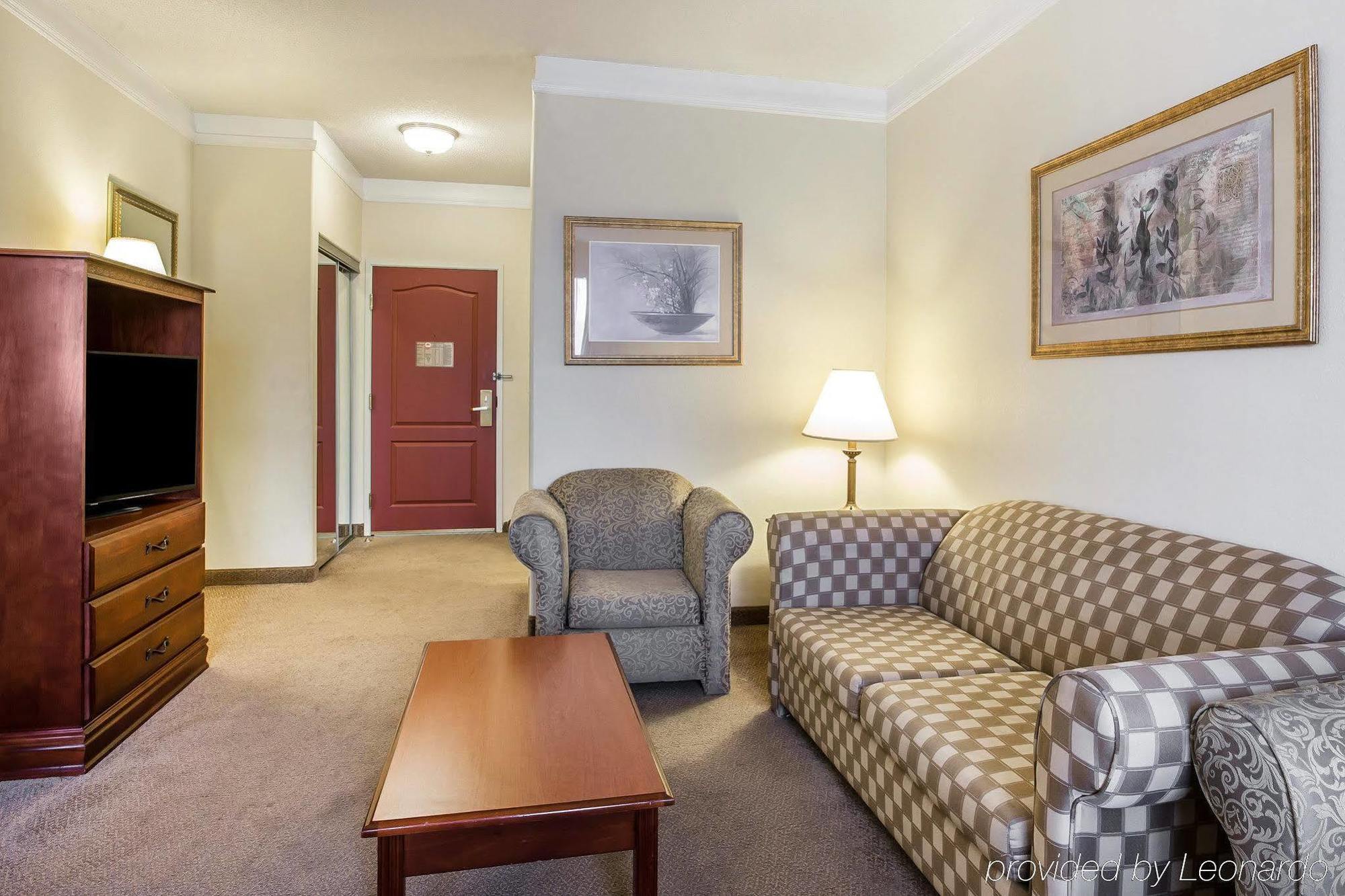Econo Lodge Inn & Suites Douglasville Zewnętrze zdjęcie